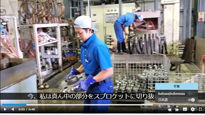 外国人材が母国語で仕事内容を説明する動画